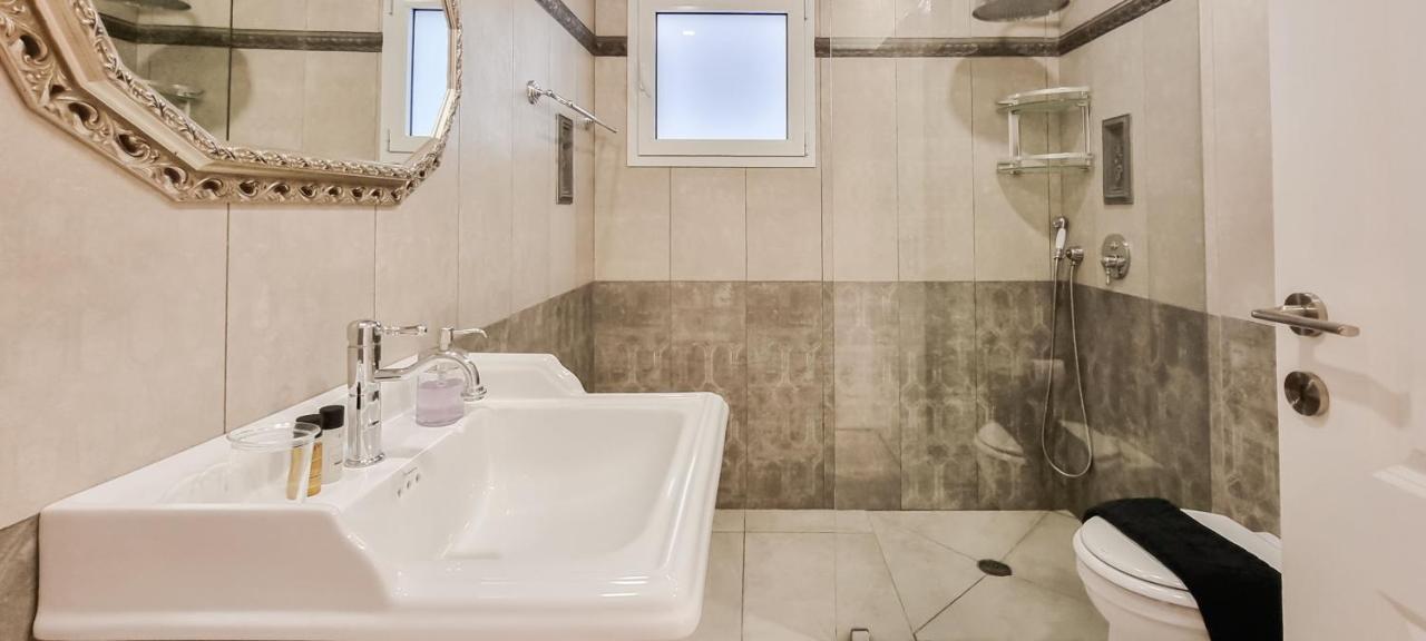 100 négyzetméteres, 2 hálószobás Apartman 2 fürdőszobával Tel Aviv városközpont területén Kültér fotó